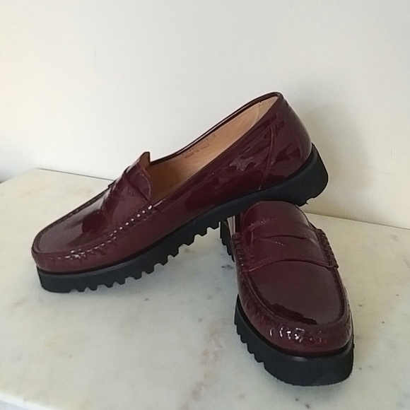 Ron White Shoes - 🎉SALE🎉RON WHITE - patent lug sole loafers